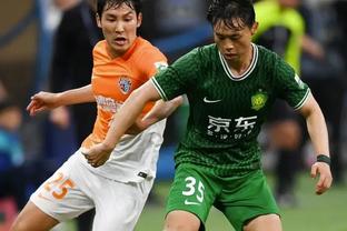足协官方：济南兴洲球员曹耀樟蹬踹对方臀部，停赛3场罚款3万